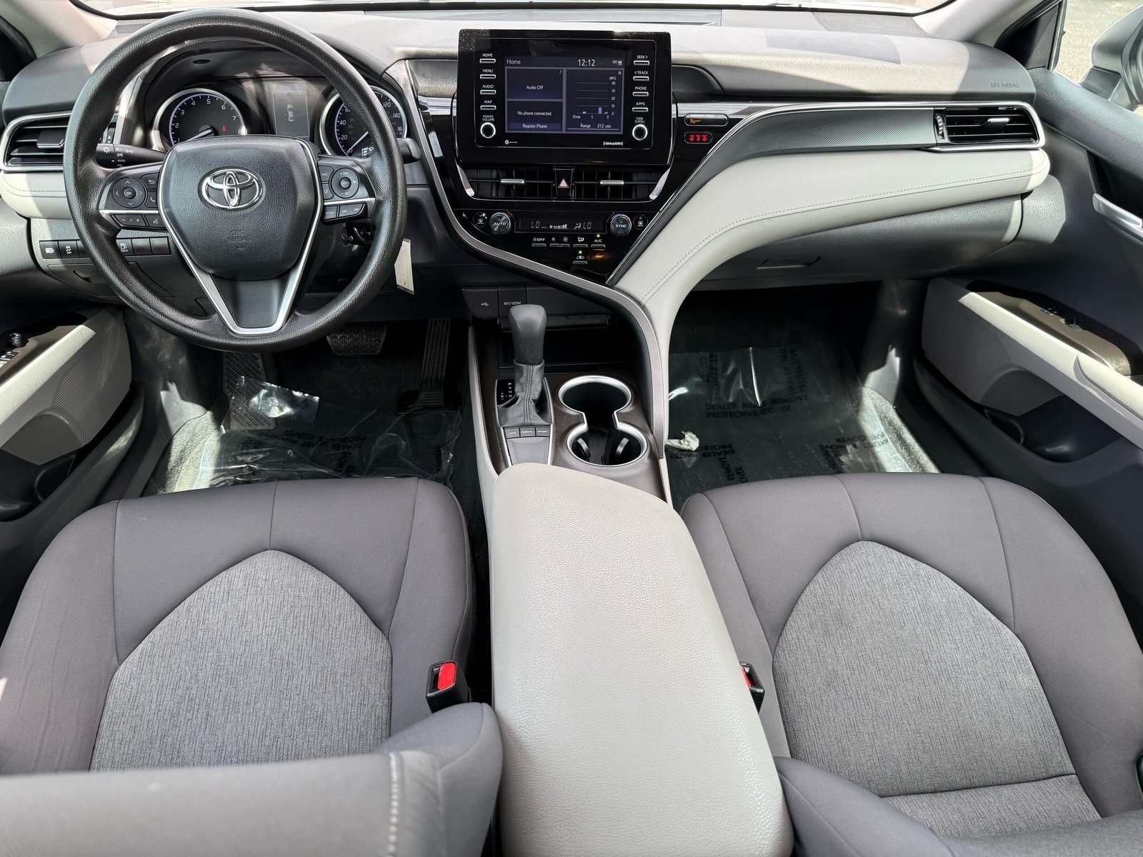 2024 Toyota Camry LE — photo 26 thumbnail
