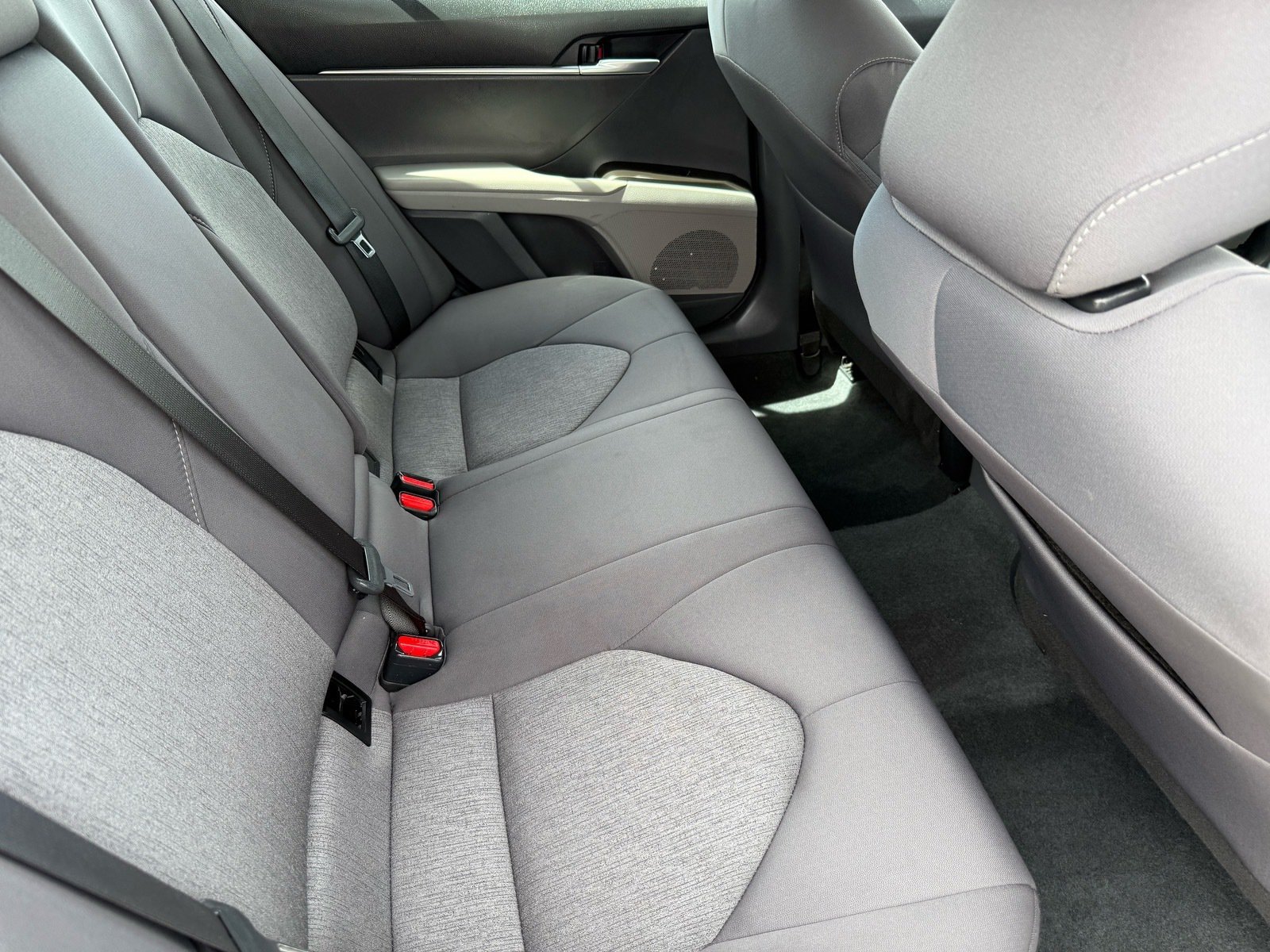 2024 Toyota Camry LE — photo 27 thumbnail