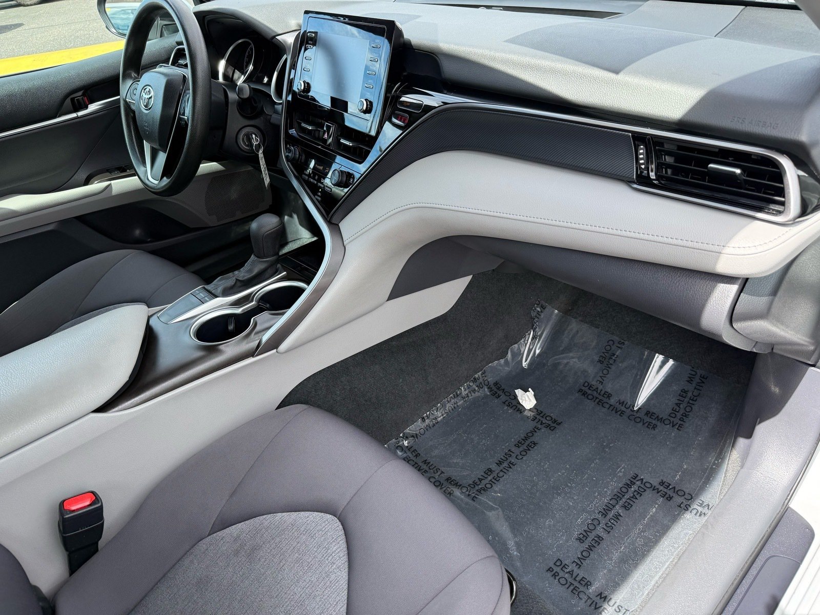 2024 Toyota Camry LE — photo 28 thumbnail