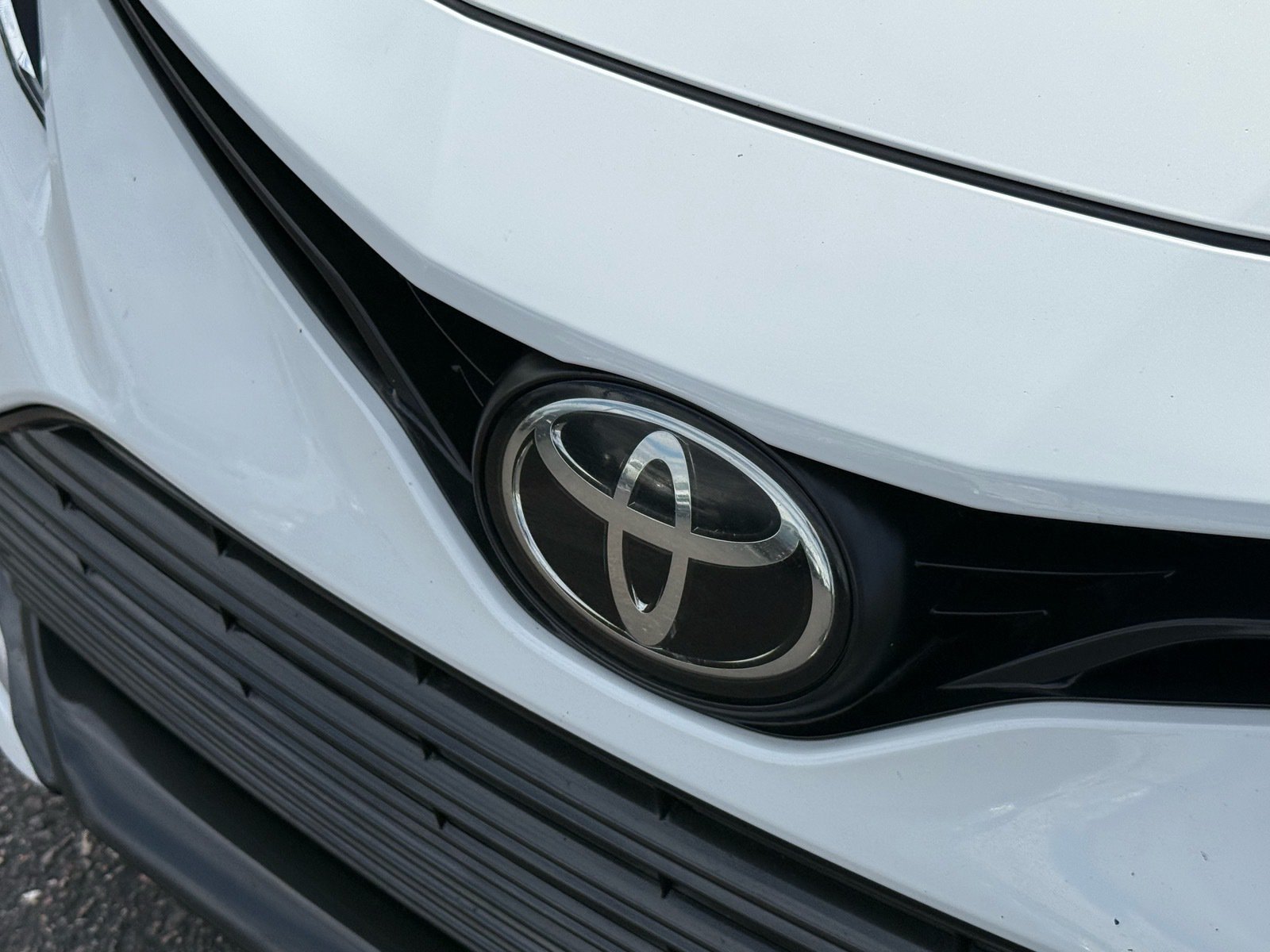 2024 Toyota Camry LE — photo 31 thumbnail