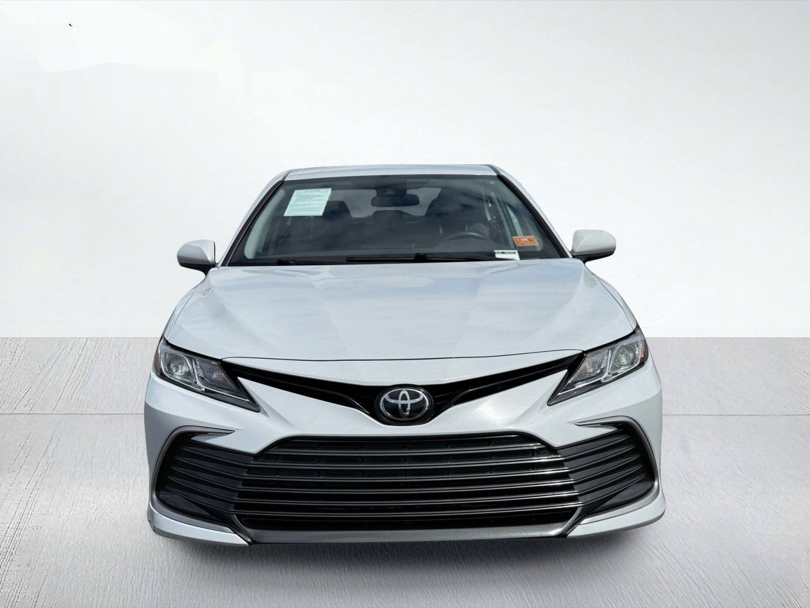 2024 Toyota Camry LE — photo 5 thumbnail