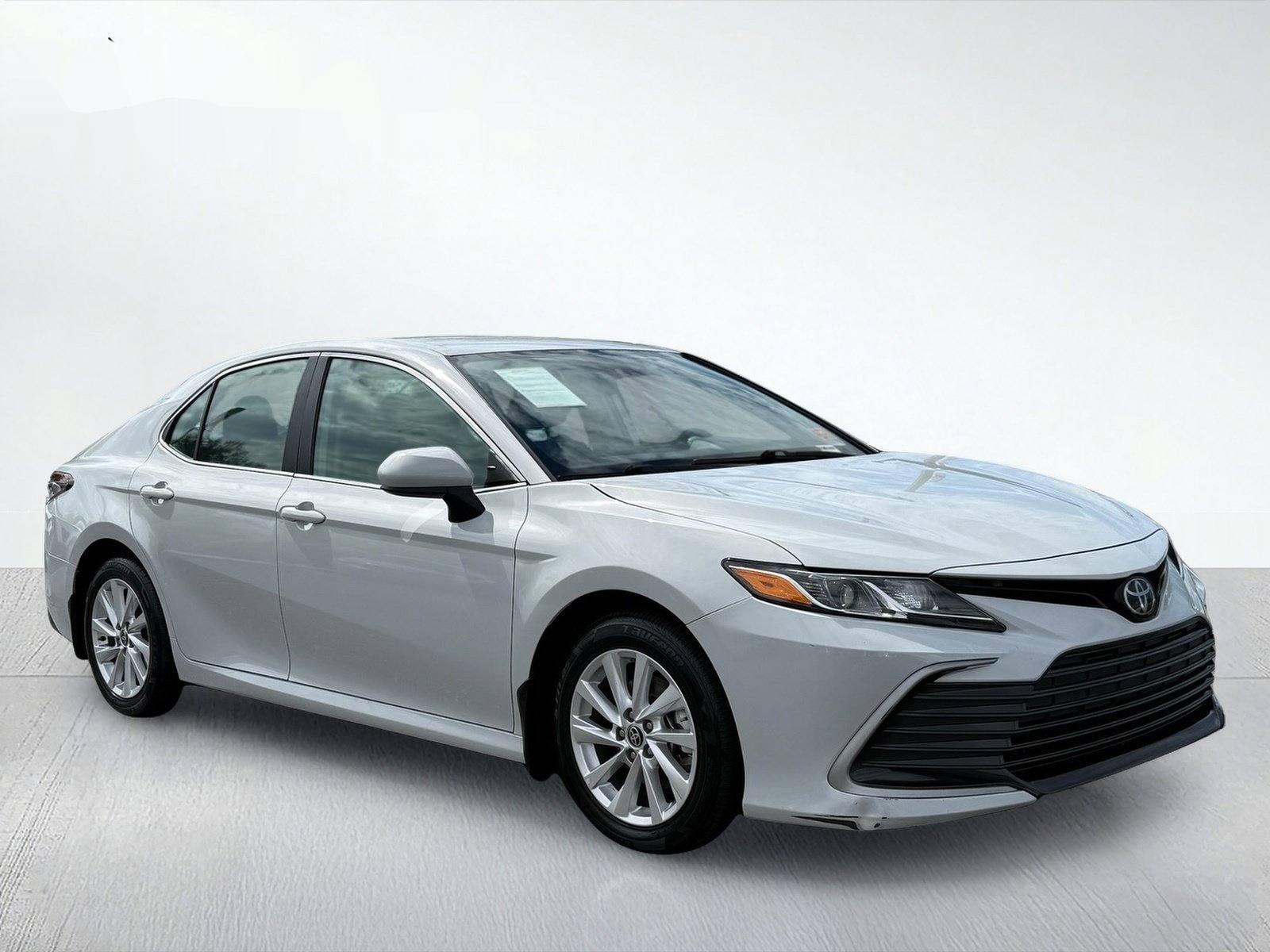 2024 Toyota Camry LE — photo 9 thumbnail