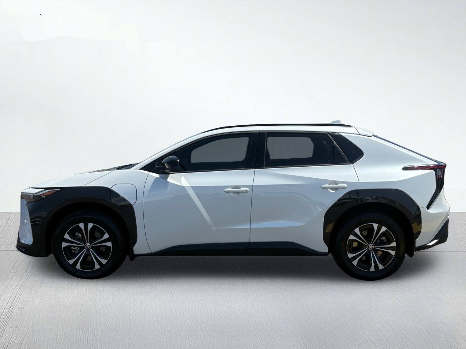2024 Toyota bZ4X XLE — photo 3 thumbnail