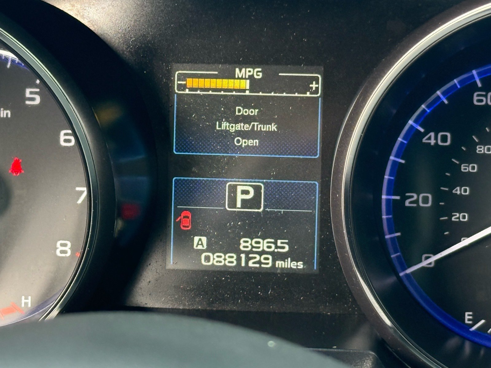 2015 Subaru Legacy 2.5i — photo 19 thumbnail