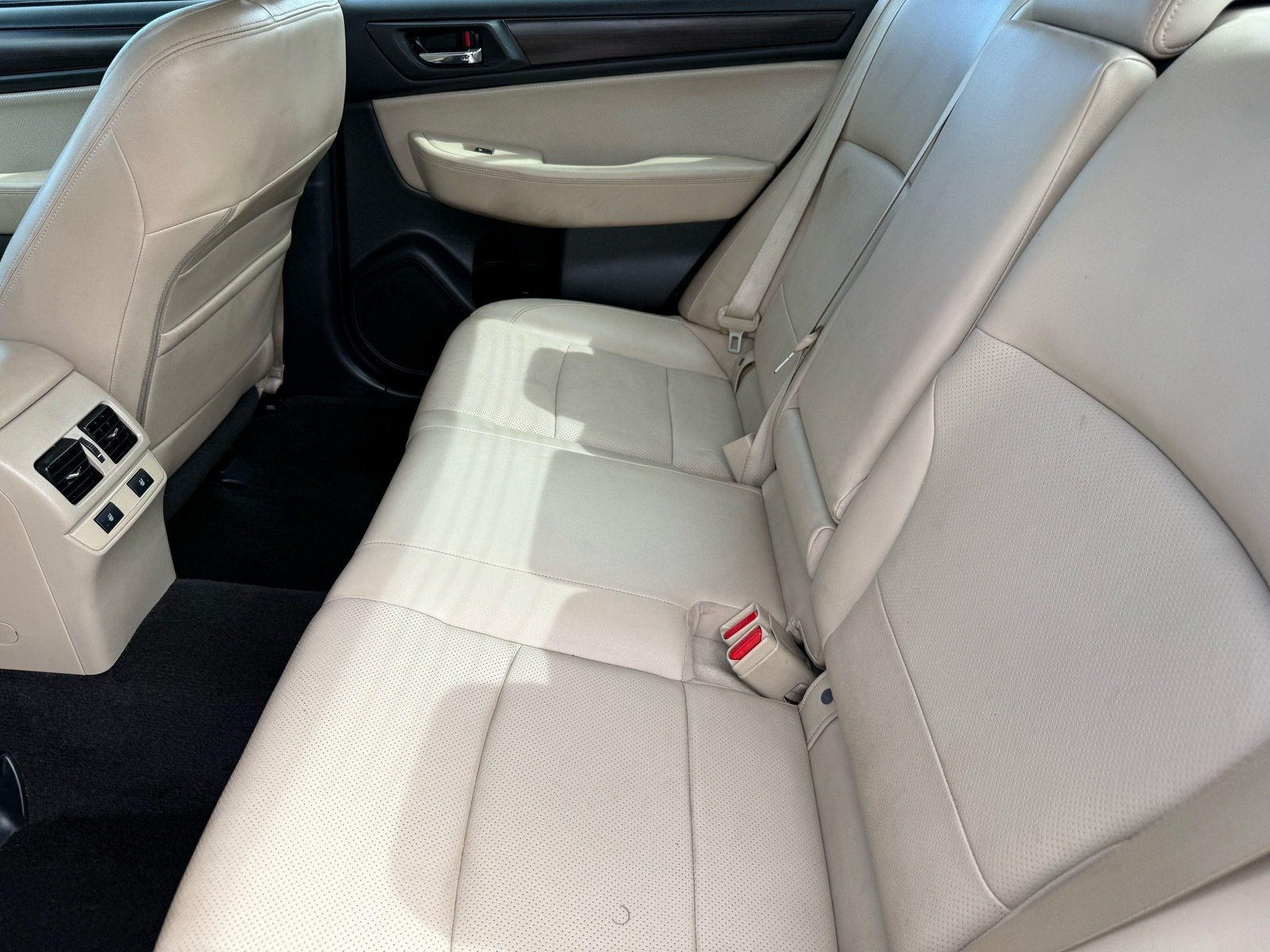 2015 Subaru Legacy 2.5i — photo 26 thumbnail