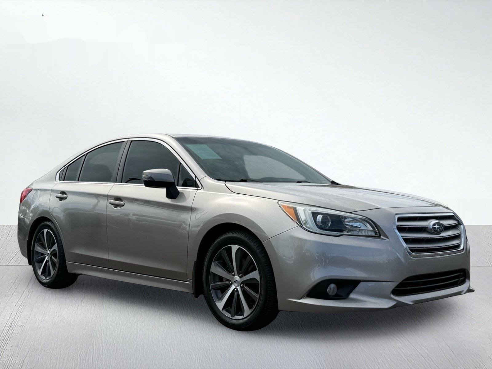 2015 Subaru Legacy 2.5i — photo 9 thumbnail