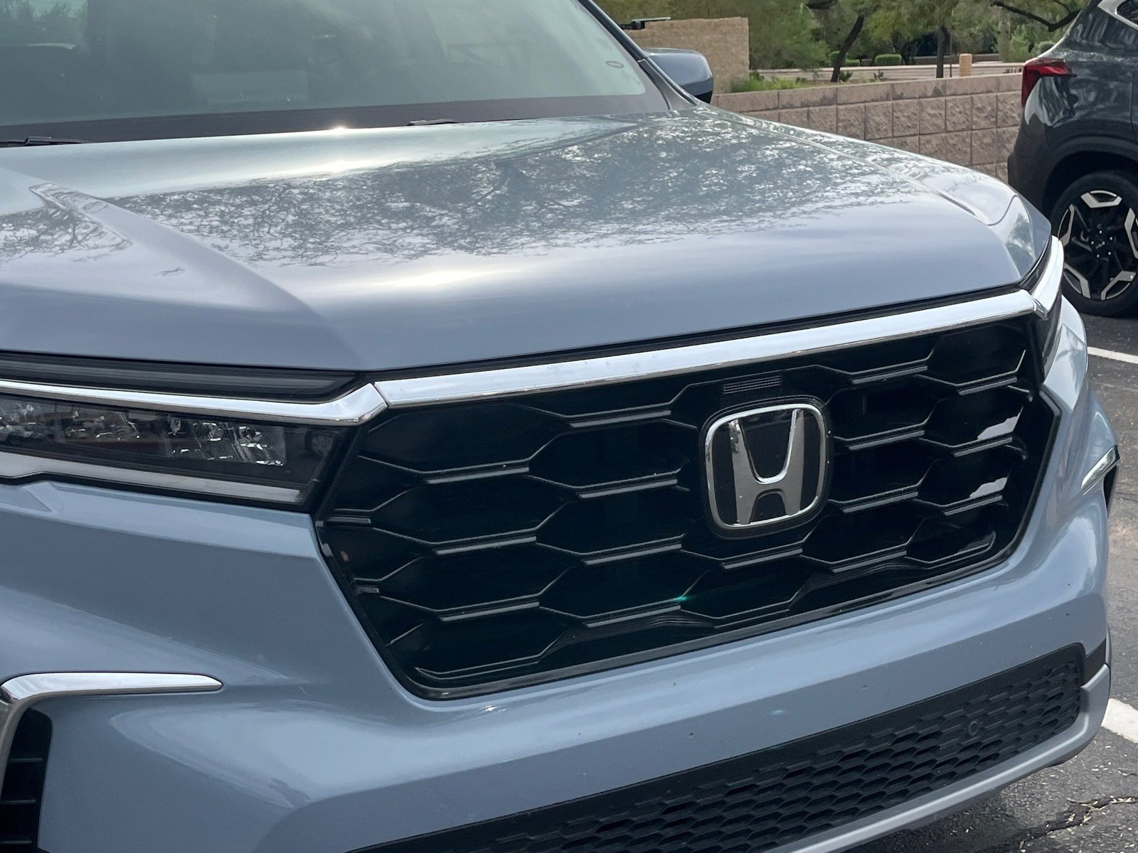 2025 Honda Pilot Touring — photo 5 thumbnail