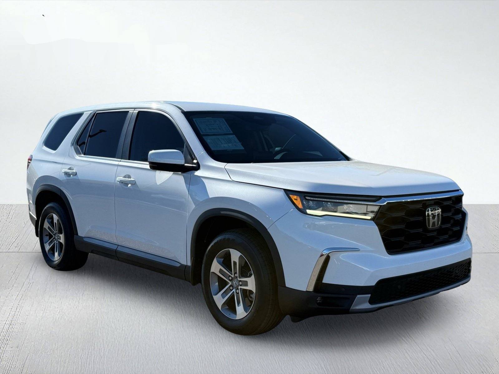 2023 Honda Pilot EX-L — photo 10 thumbnail