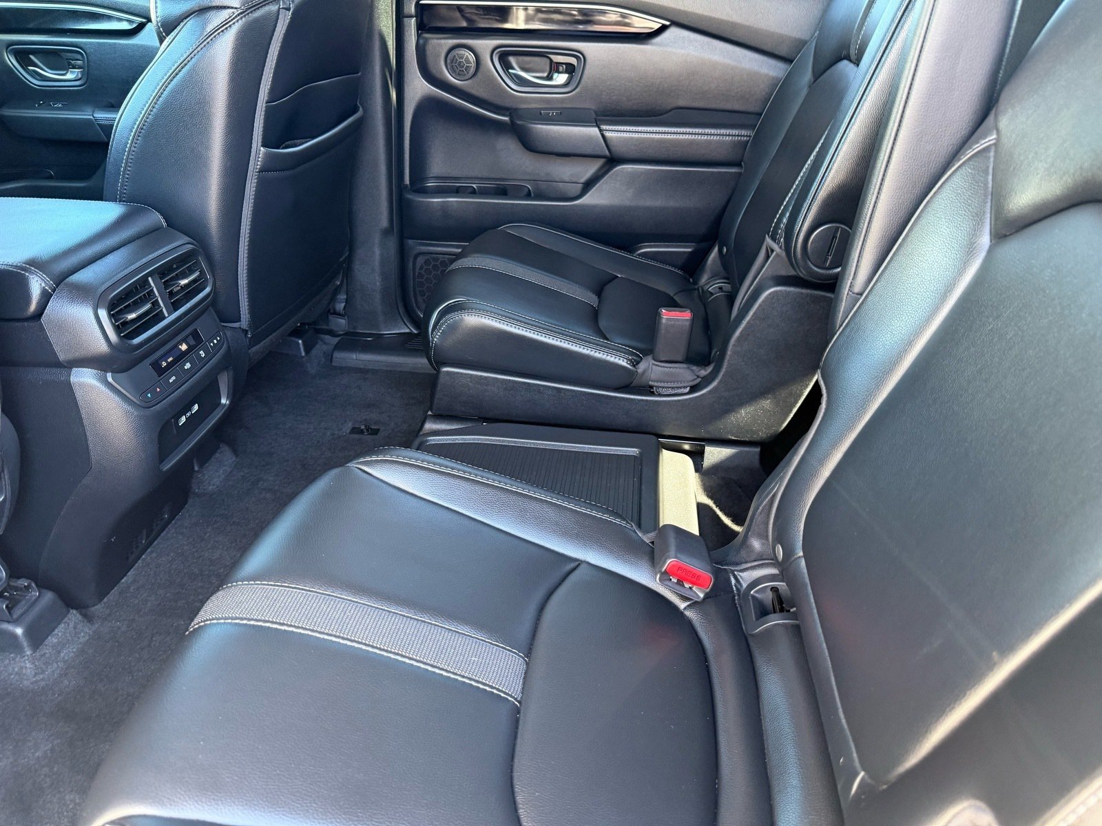 2023 Honda Pilot EX-L — photo 27 thumbnail