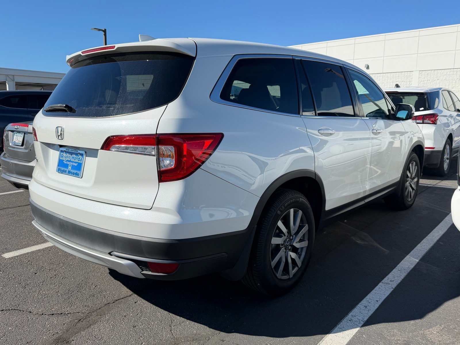 2021 Honda Pilot EX-L — photo 3 thumbnail