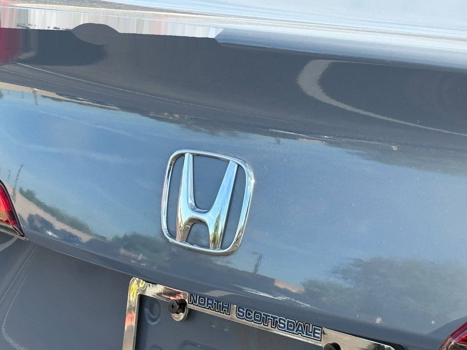 2024 Honda Civic Touring — photo 10 thumbnail