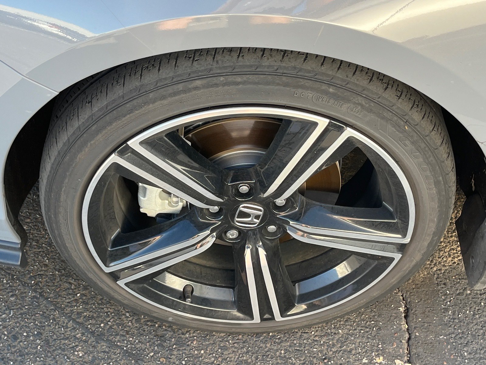 2024 Honda Accord Hybrid Sport — photo 6 thumbnail