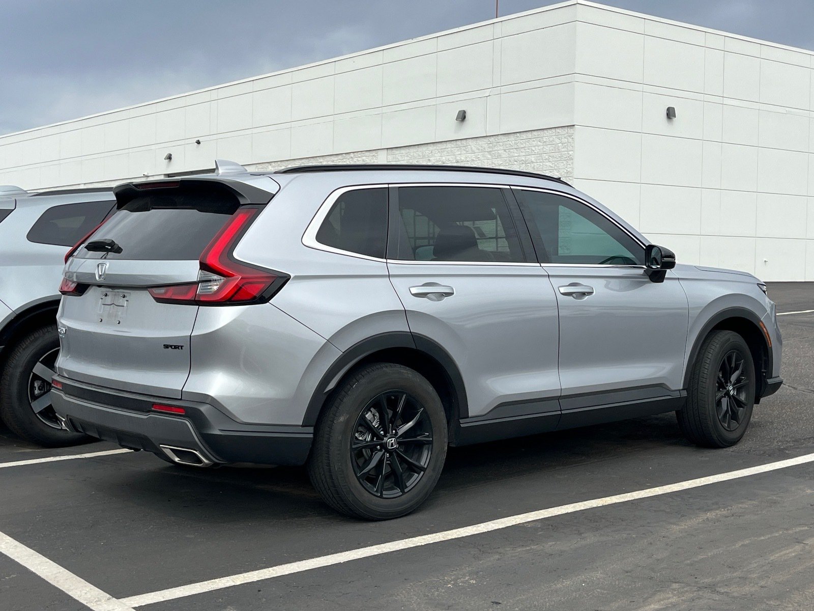 2025 Honda CR-V Hybrid Sport — photo 3 thumbnail