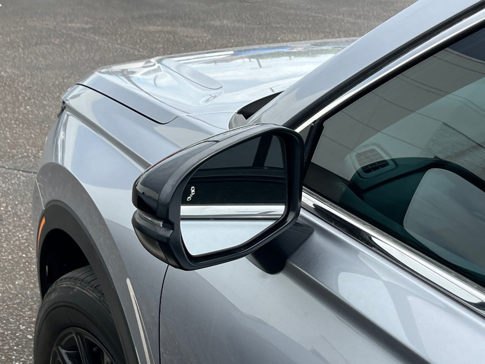 2025 Honda CR-V Hybrid Sport — photo 7 thumbnail