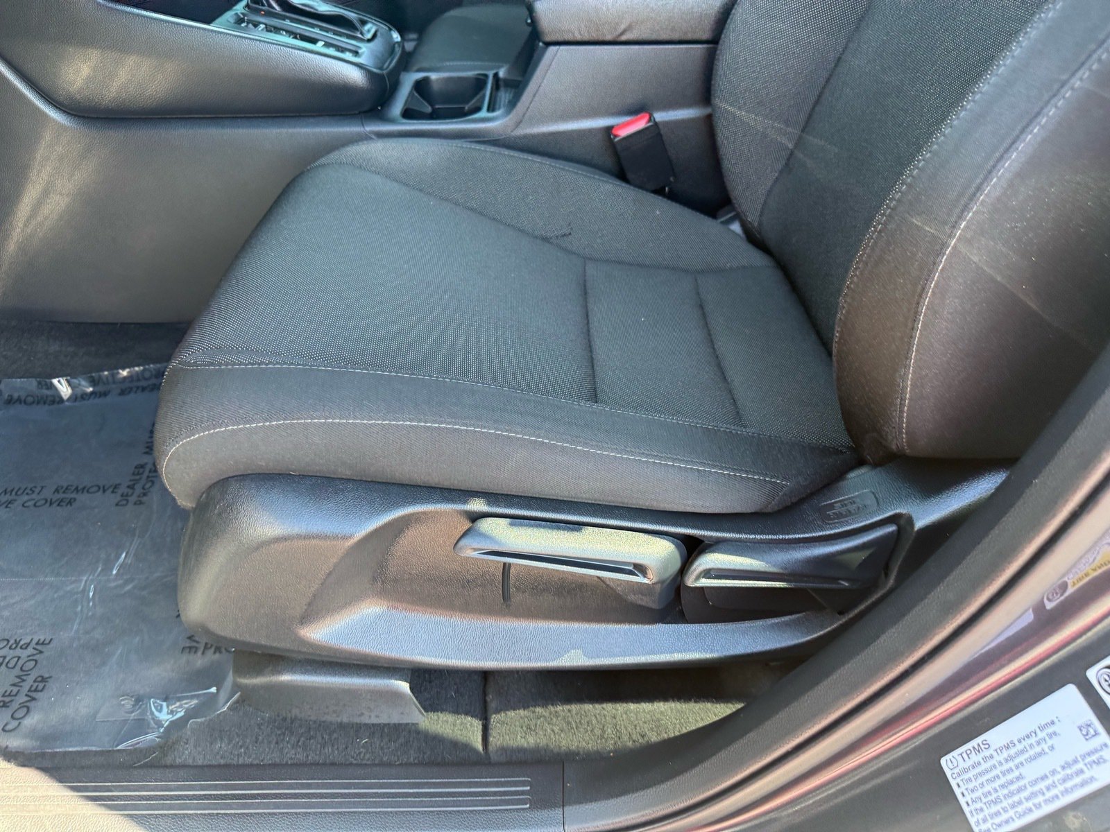 2025 Honda CR-V LX — photo 12 thumbnail
