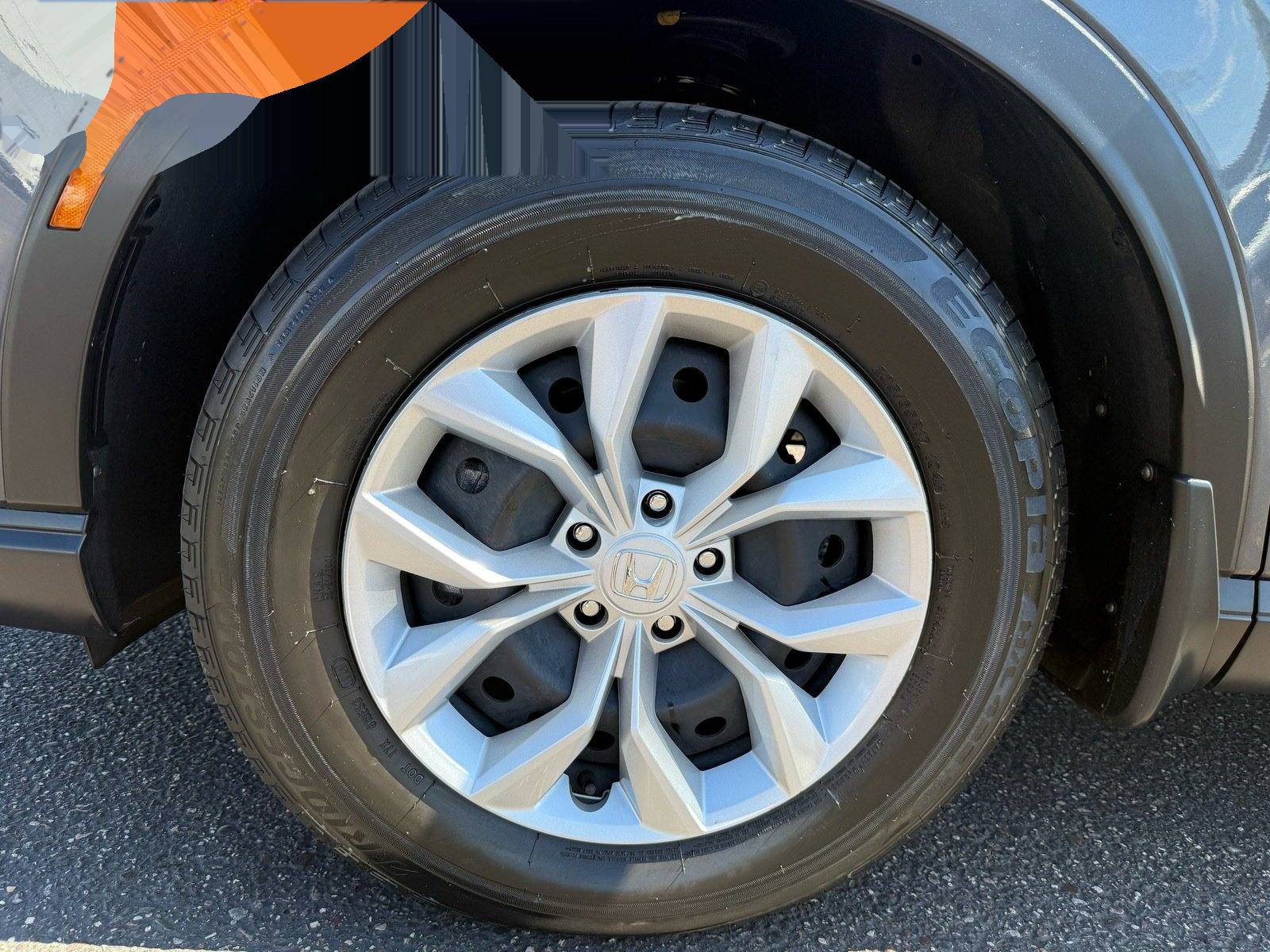 2025 Honda CR-V LX — photo 9 thumbnail