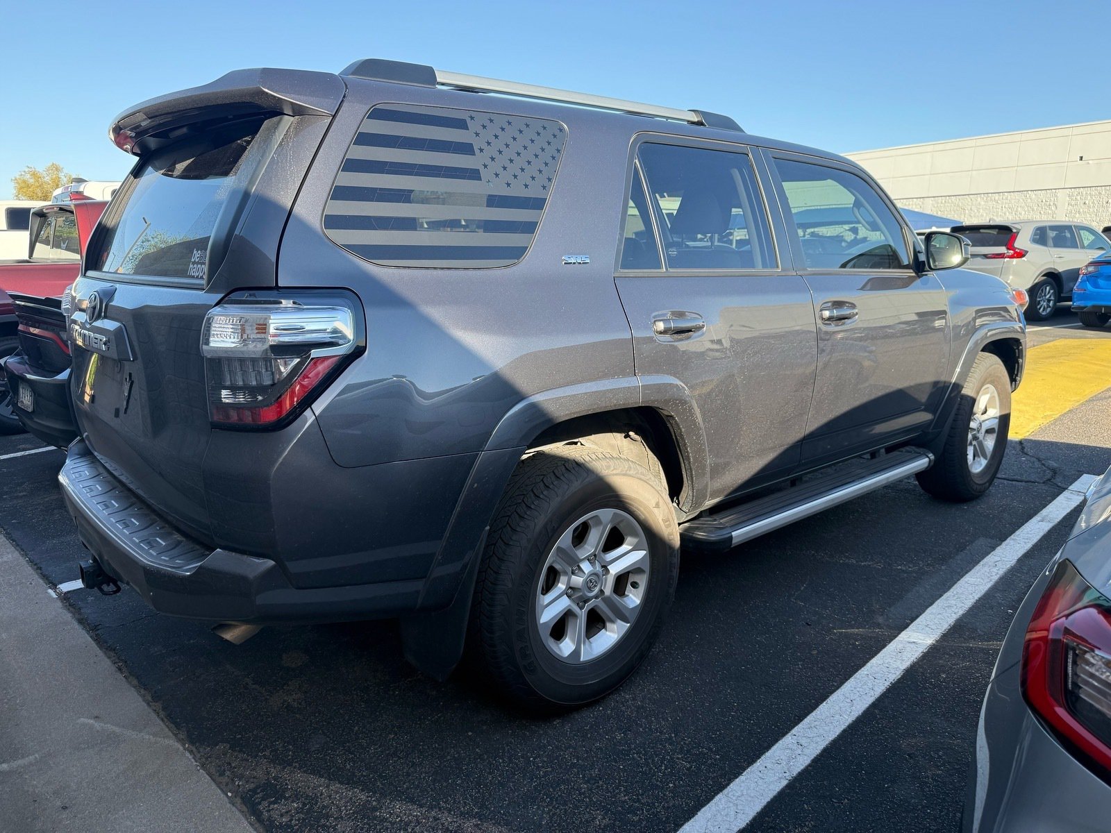 2023 Toyota 4Runner SR5 — photo 3 thumbnail