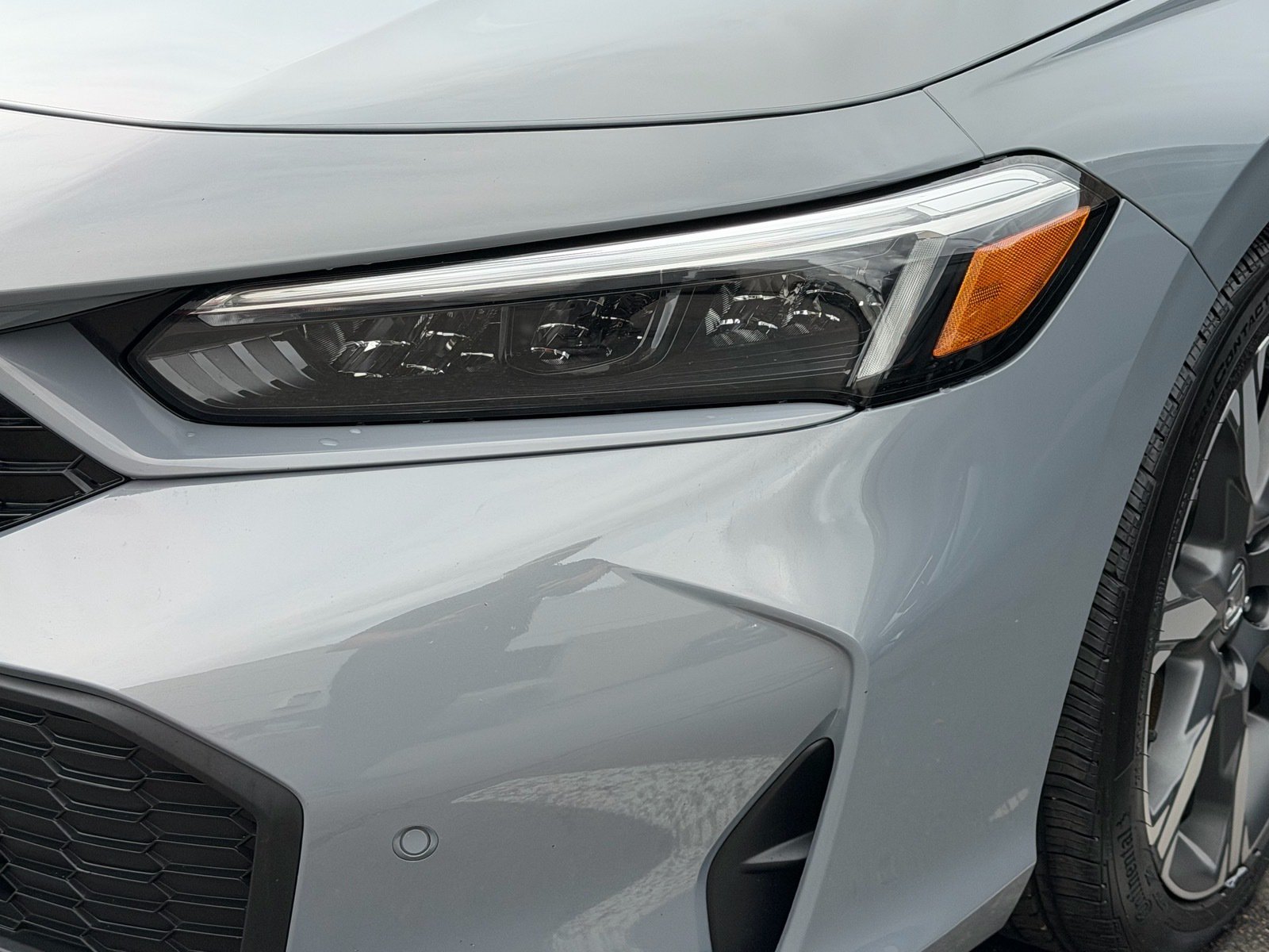 2025 Honda Civic Hybrid Sport Touring — photo 10 thumbnail