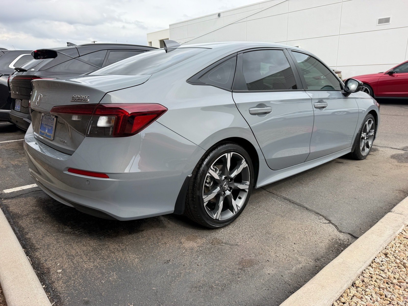 2025 Honda Civic Hybrid Sport Touring — photo 3 thumbnail