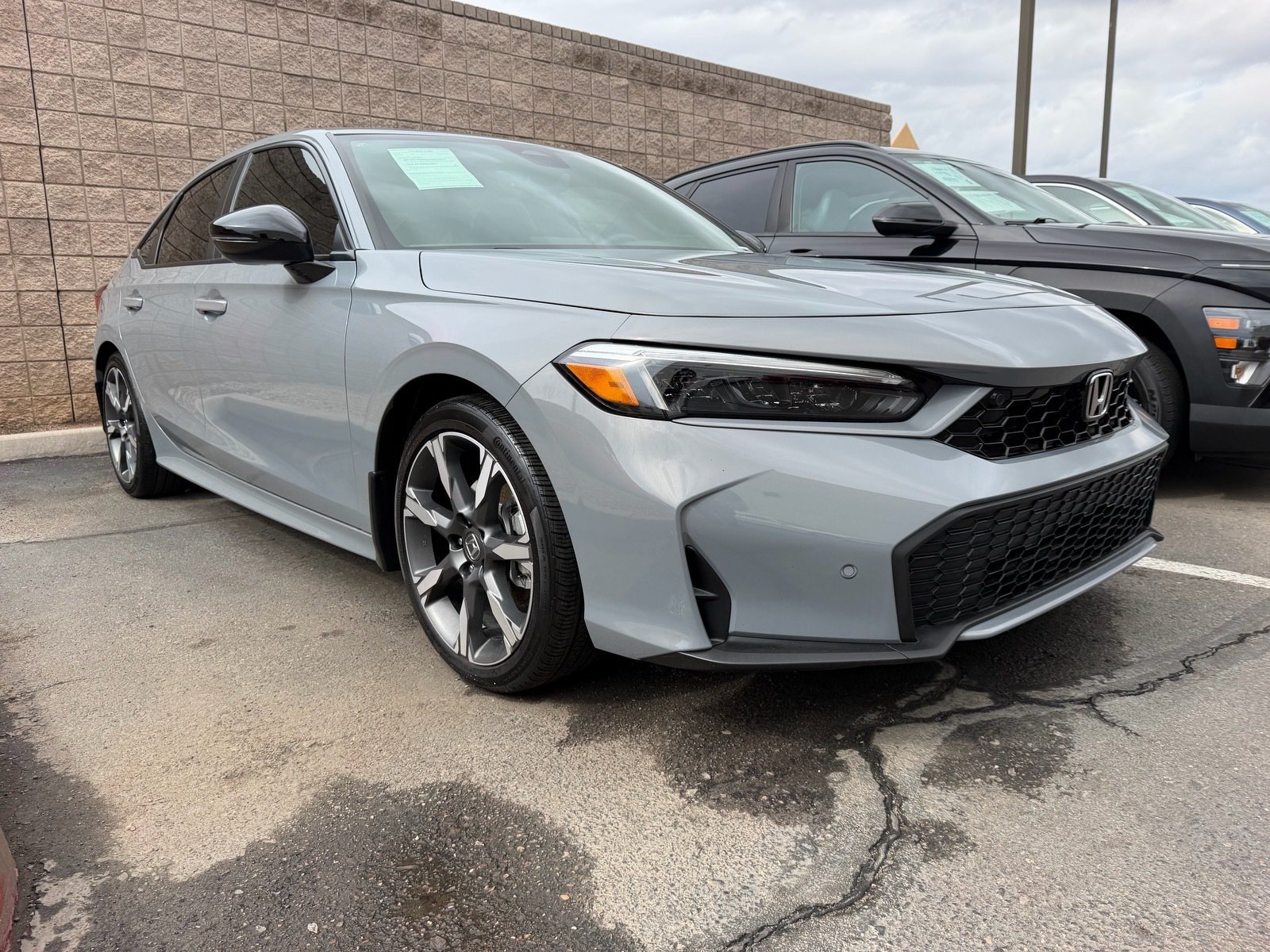 2025 Honda Civic Hybrid Sport Touring — photo 4 thumbnail