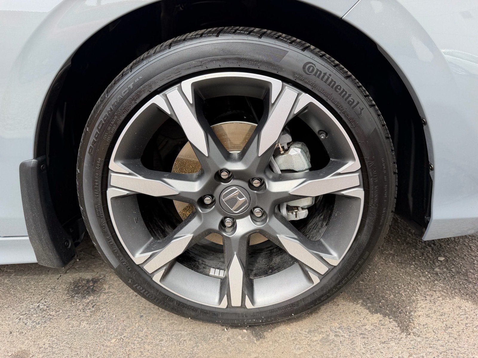 2025 Honda Civic Hybrid Sport Touring — photo 5 thumbnail