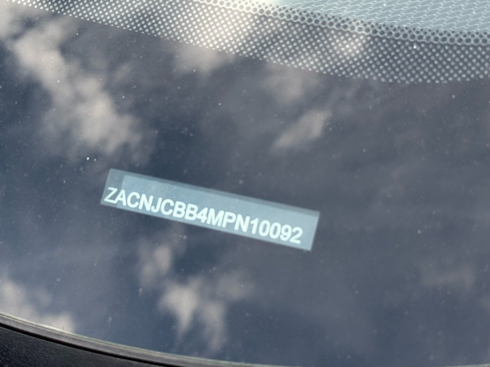 2021 Jeep Renegade Latitude — photo 10 thumbnail