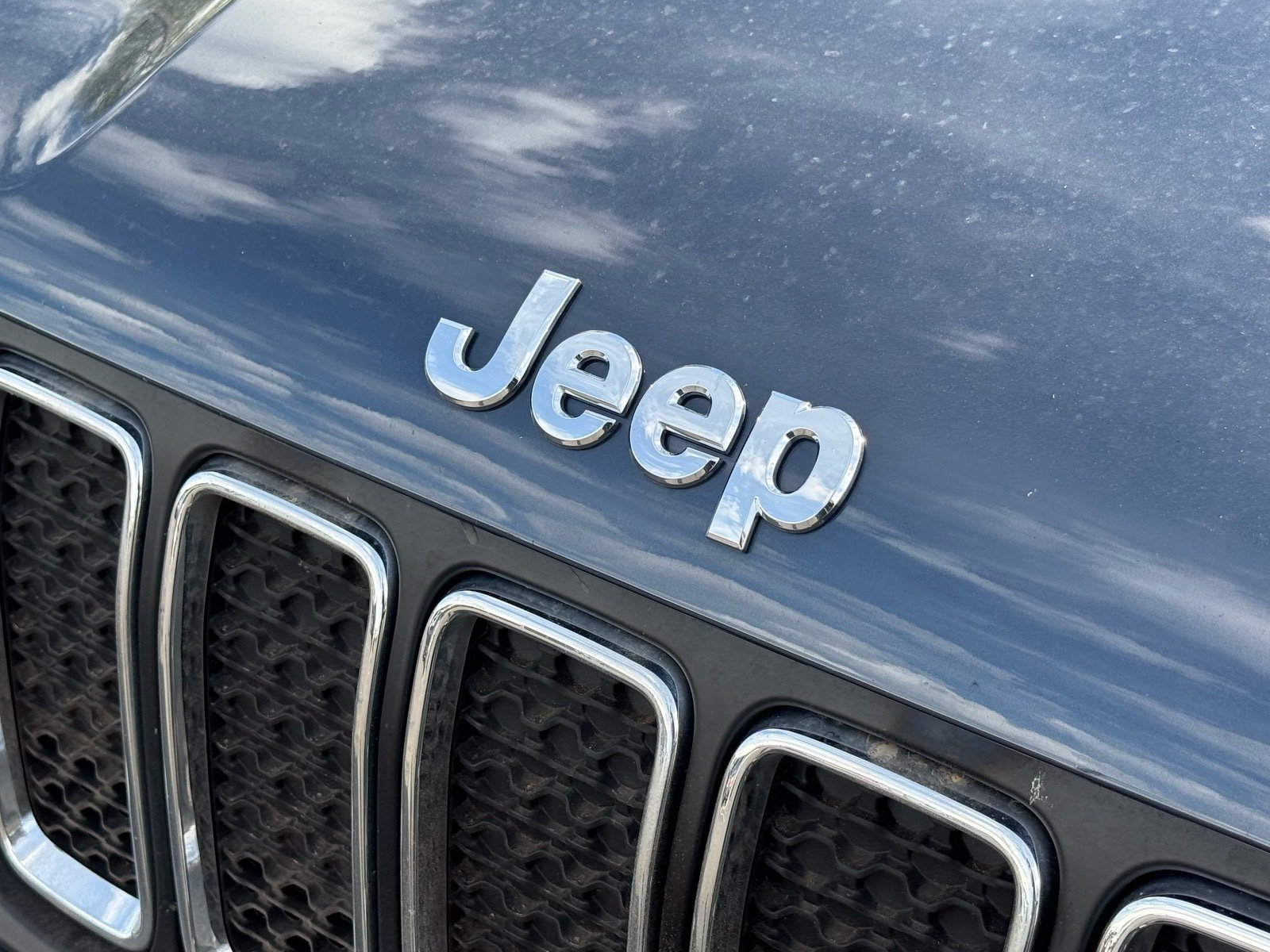 2021 Jeep Renegade Latitude — photo 6 thumbnail