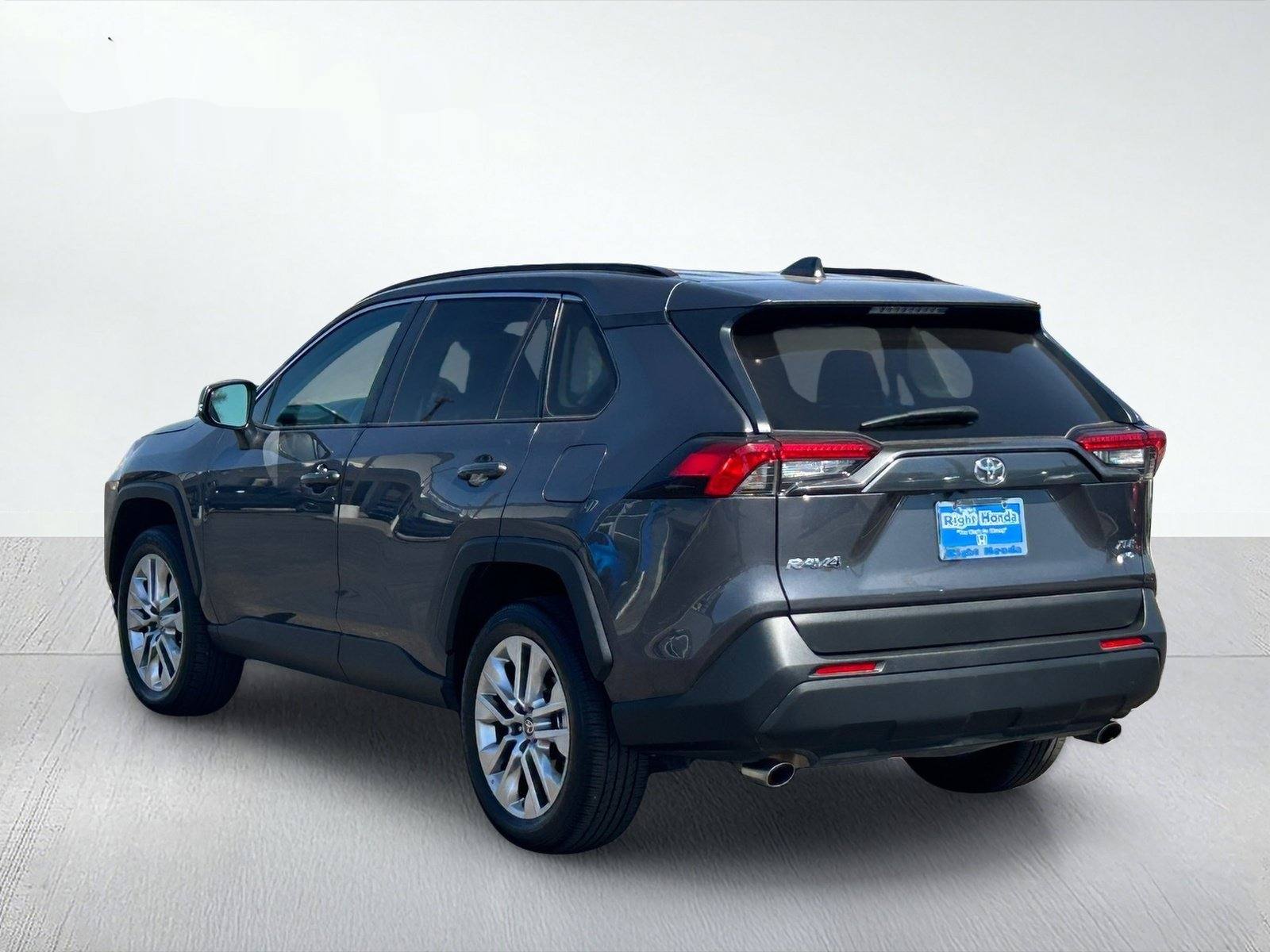 2025 Toyota RAV4 XLE Premium — photo 3 thumbnail