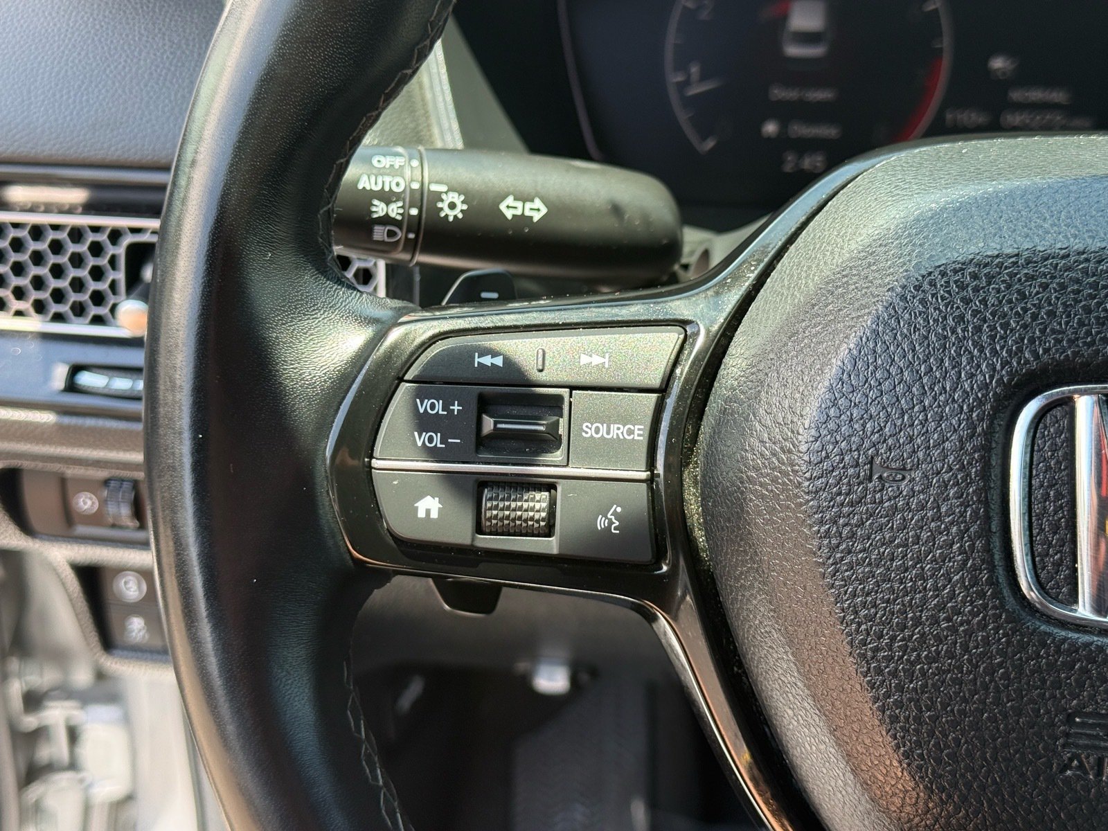 2024 Honda Civic Sport — photo 15 thumbnail