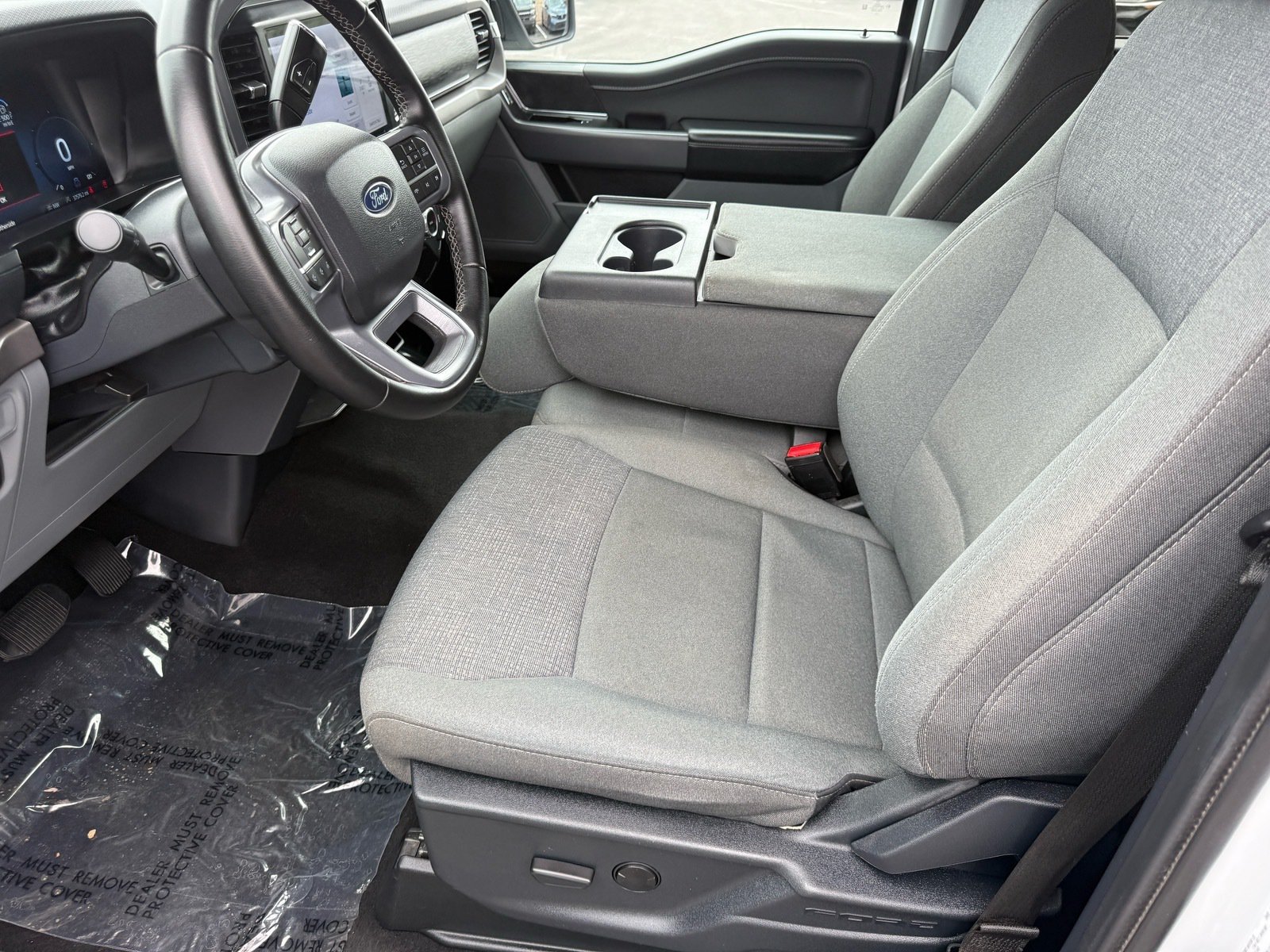 2025 Ford F-150 XLT — photo 12 thumbnail