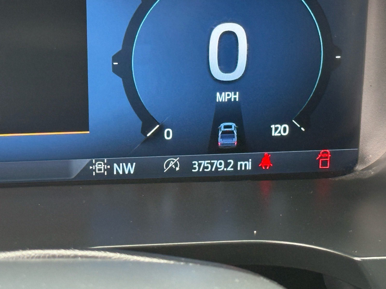 2025 Ford F-150 XLT — photo 18 thumbnail