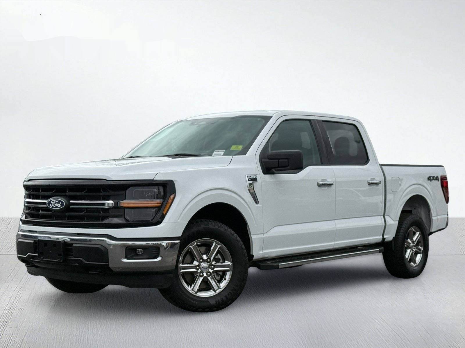 2025 Ford F-150 XLT — photo 2 thumbnail
