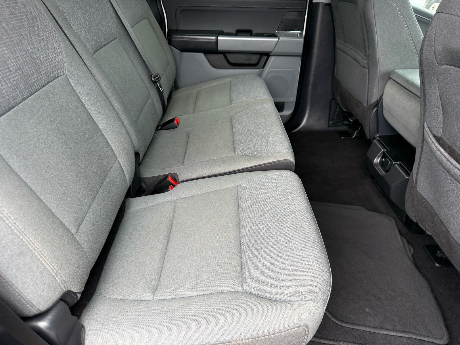 2025 Ford F-150 XLT — photo 26 thumbnail