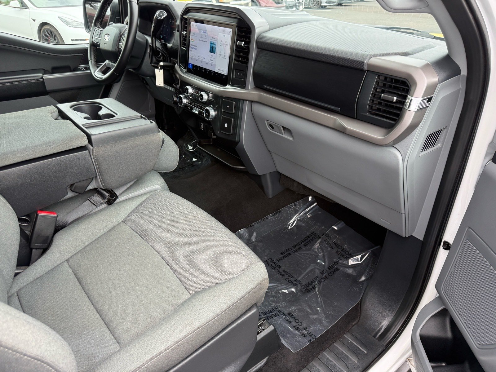 2025 Ford F-150 XLT — photo 27 thumbnail