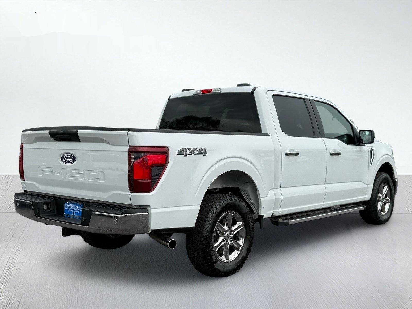 2025 Ford F-150 XLT — photo 7 thumbnail
