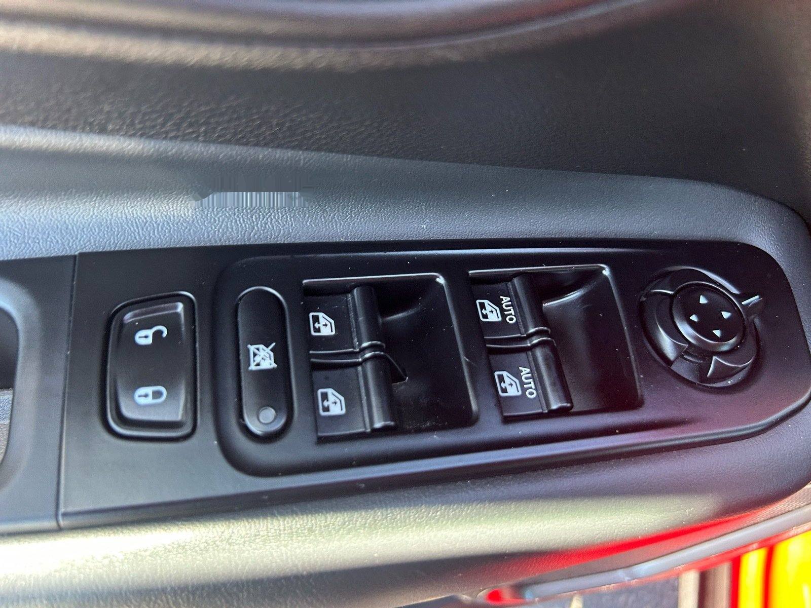 2023 Jeep Renegade Latitude — photo 20 thumbnail