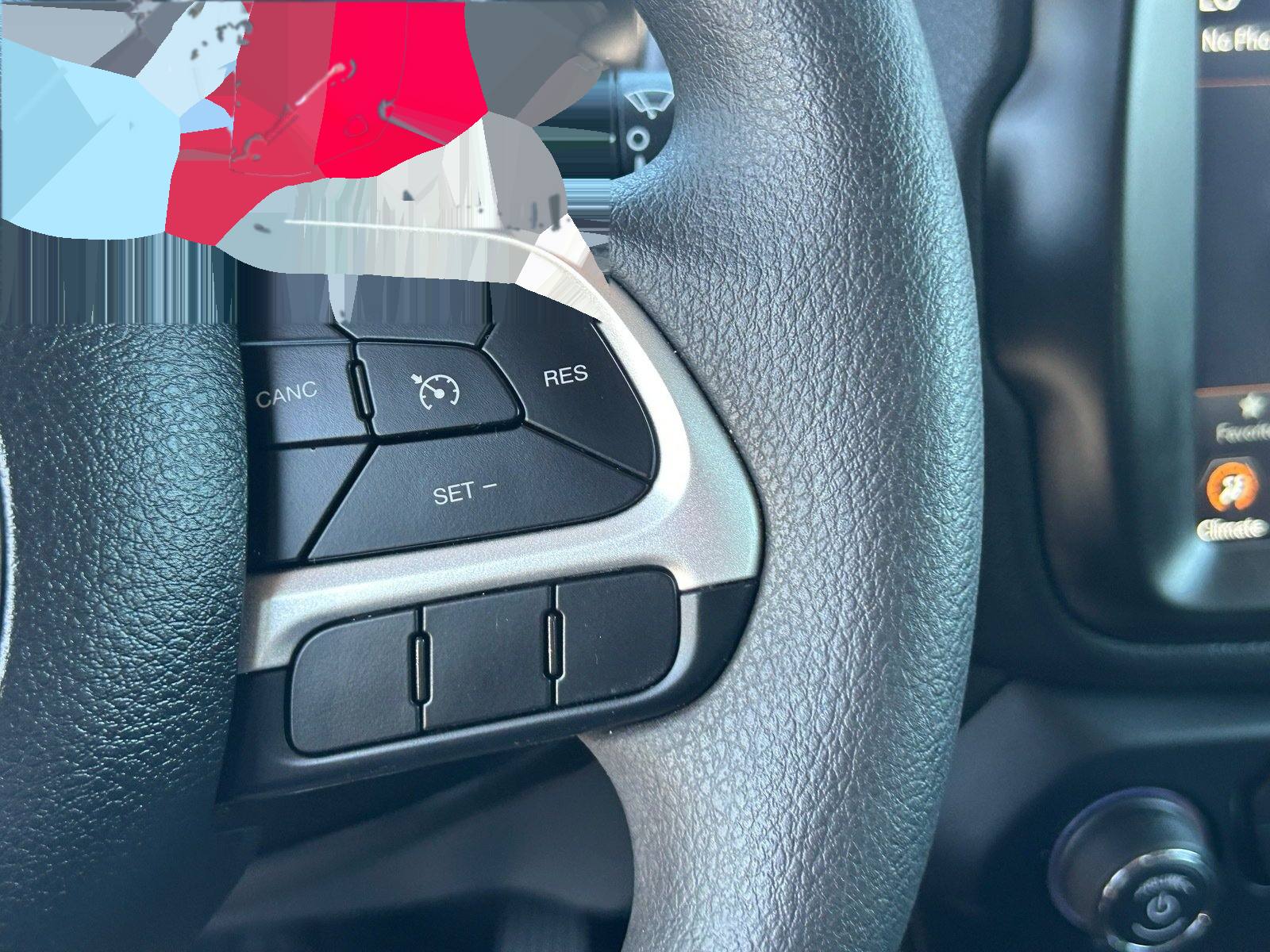 2023 Jeep Renegade Latitude — photo 28 thumbnail