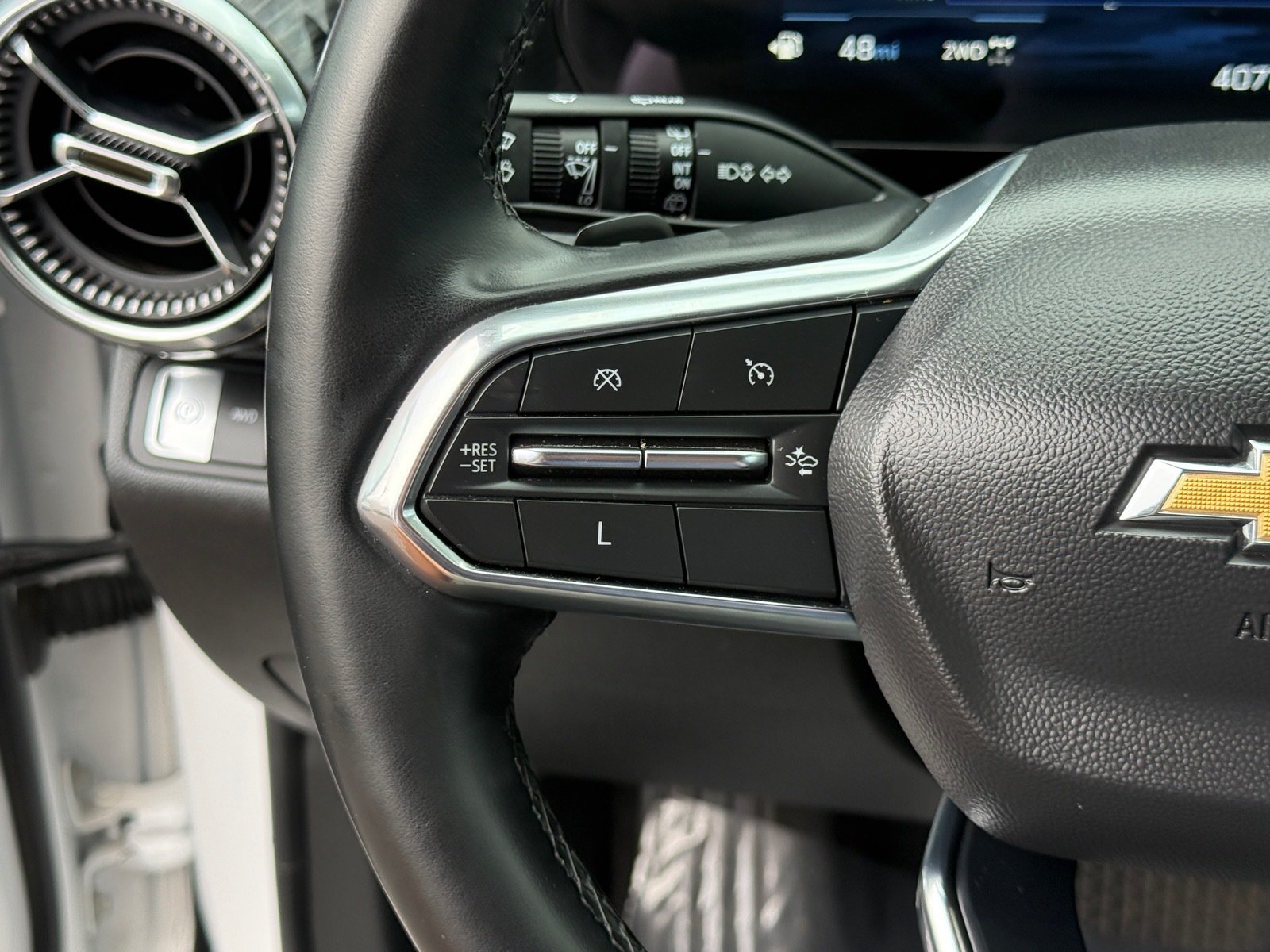 2025 Chevrolet Equinox LT — photo 15 thumbnail