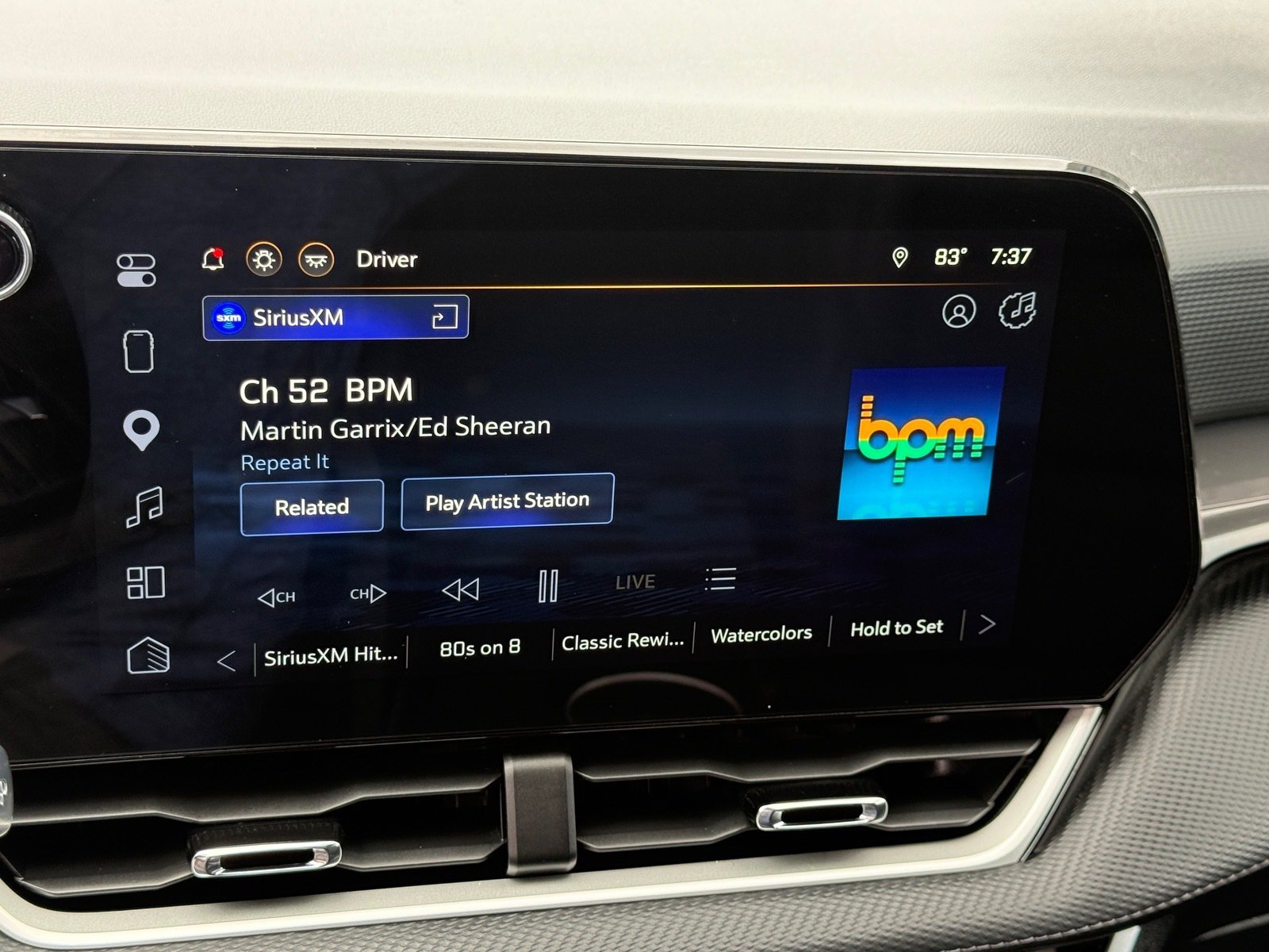 2025 Chevrolet Equinox LT — photo 19 thumbnail