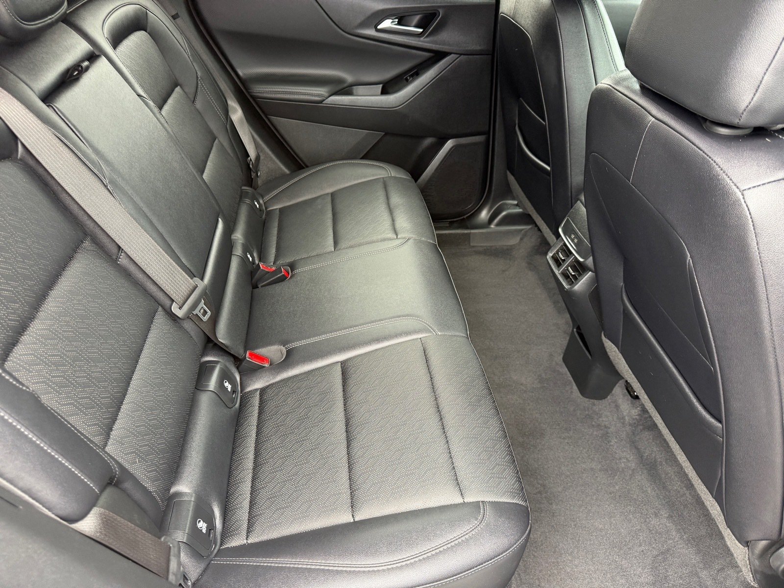 2025 Chevrolet Equinox LT — photo 29 thumbnail