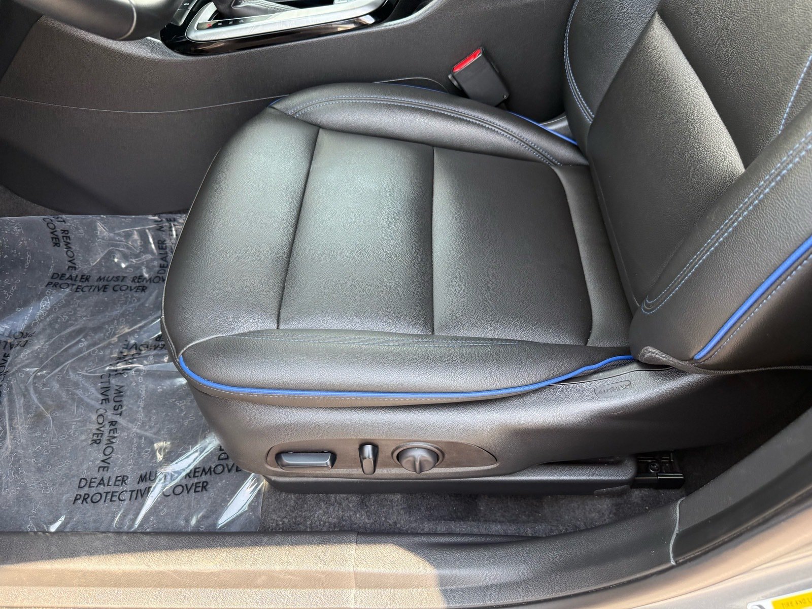 2025 Buick Envista Sport Touring — photo 13 thumbnail