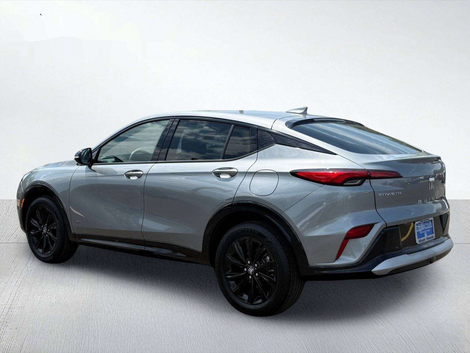 2025 Buick Envista Sport Touring — photo 4 thumbnail