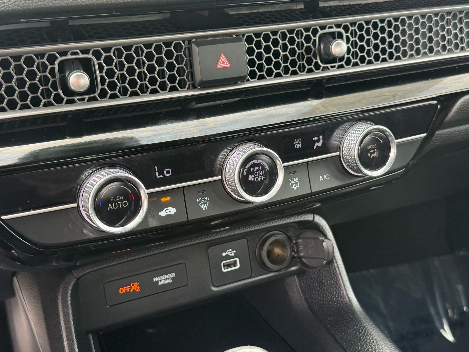 2024 Honda Civic Sport — photo 22 thumbnail