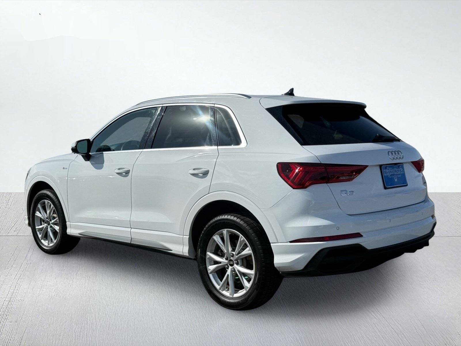 2025 Audi Q3 Premium — photo 4 thumbnail