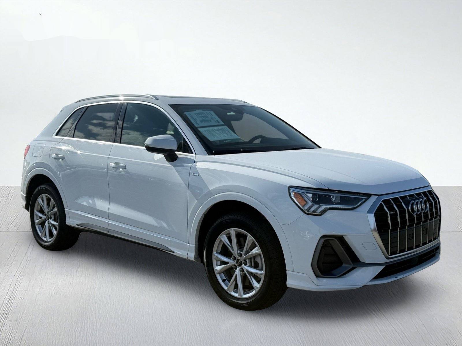 2025 Audi Q3 Premium — photo 9 thumbnail
