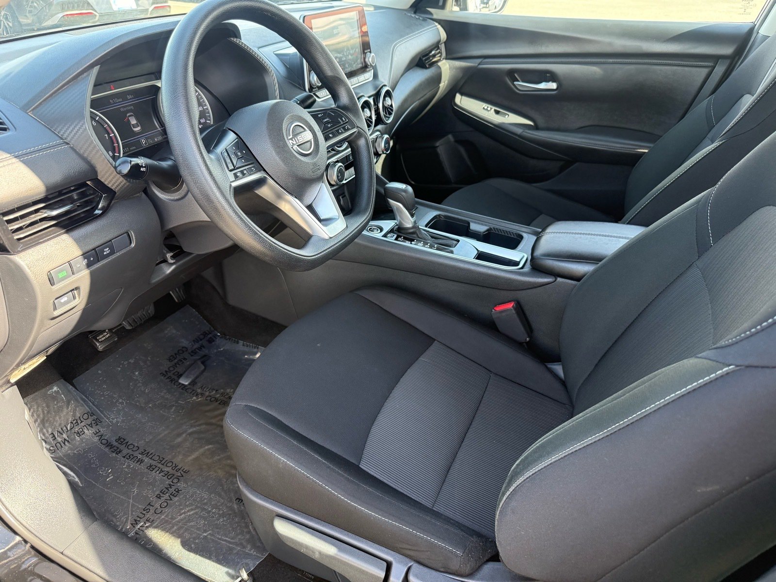 2025 Nissan Sentra SV — photo 11 thumbnail