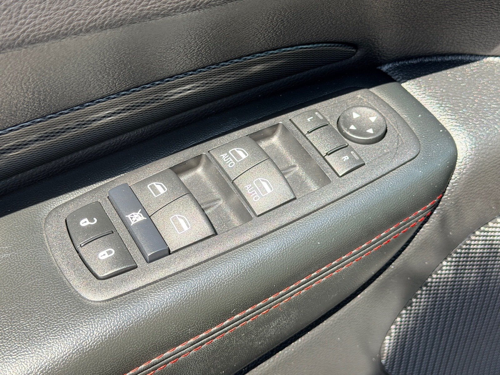 2025 Dodge Durango GT — photo 18 thumbnail