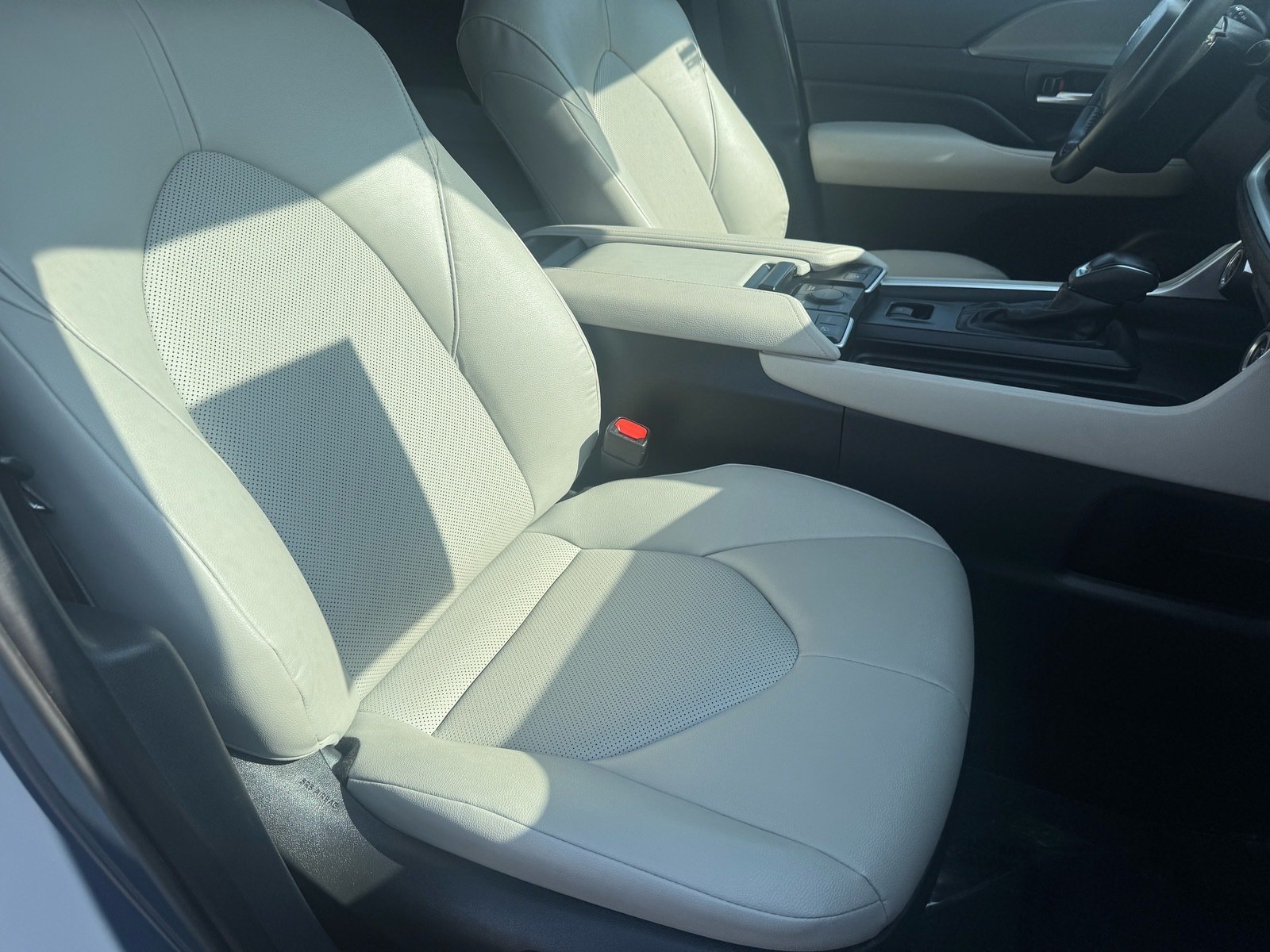 2025 Toyota Grand Highlander XLE — photo 20 thumbnail