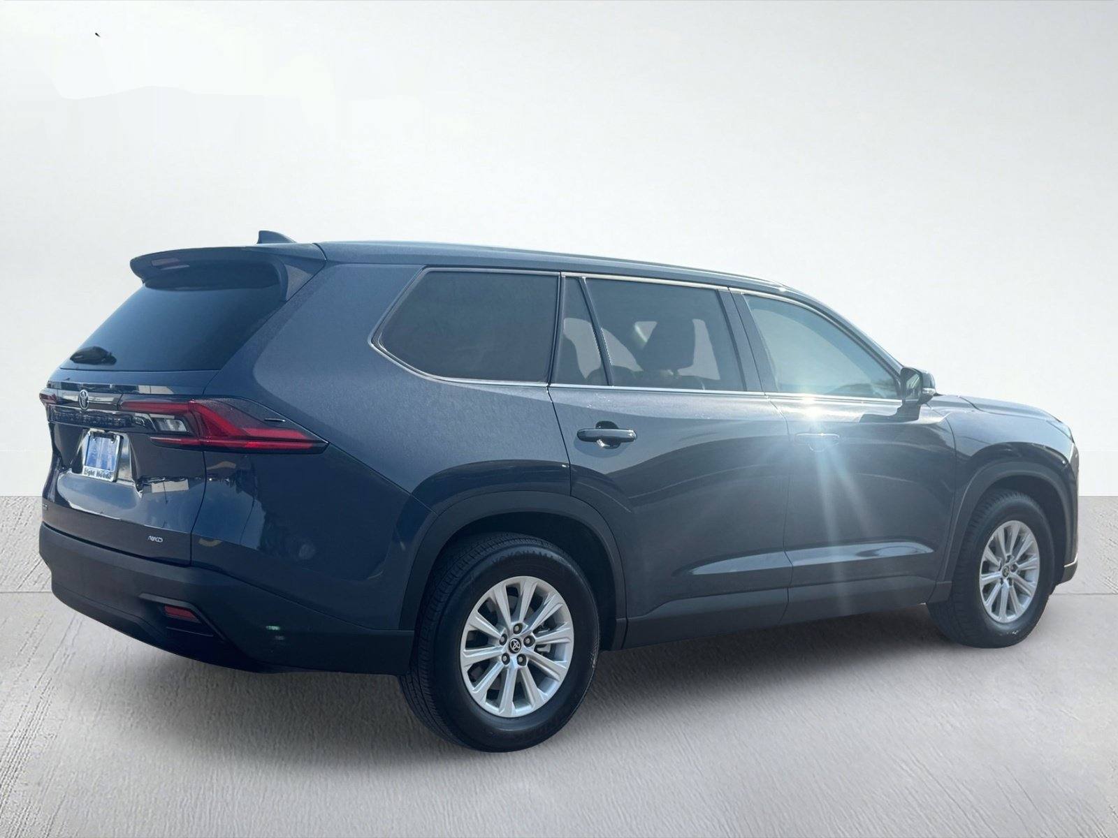 2025 Toyota Grand Highlander XLE — photo 6 thumbnail