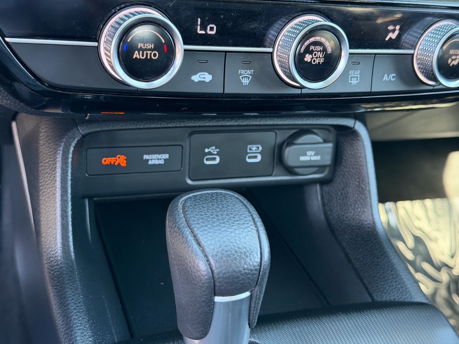 2025 Honda Civic LX — photo 28 thumbnail